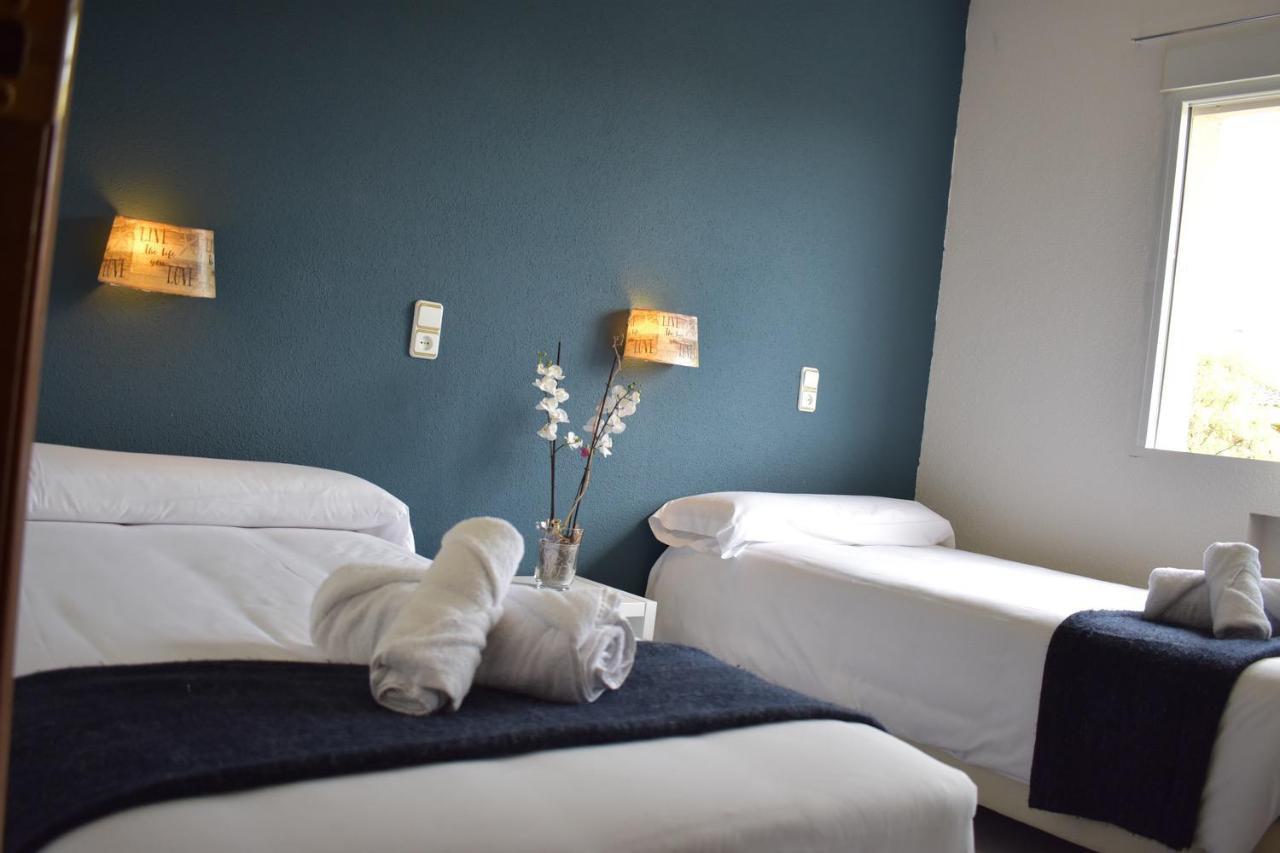 Hotel El Ancla Villanueva de la Cañada Kültér fotó