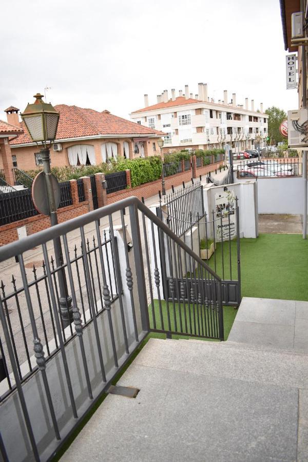Hotel El Ancla Villanueva de la Cañada Kültér fotó