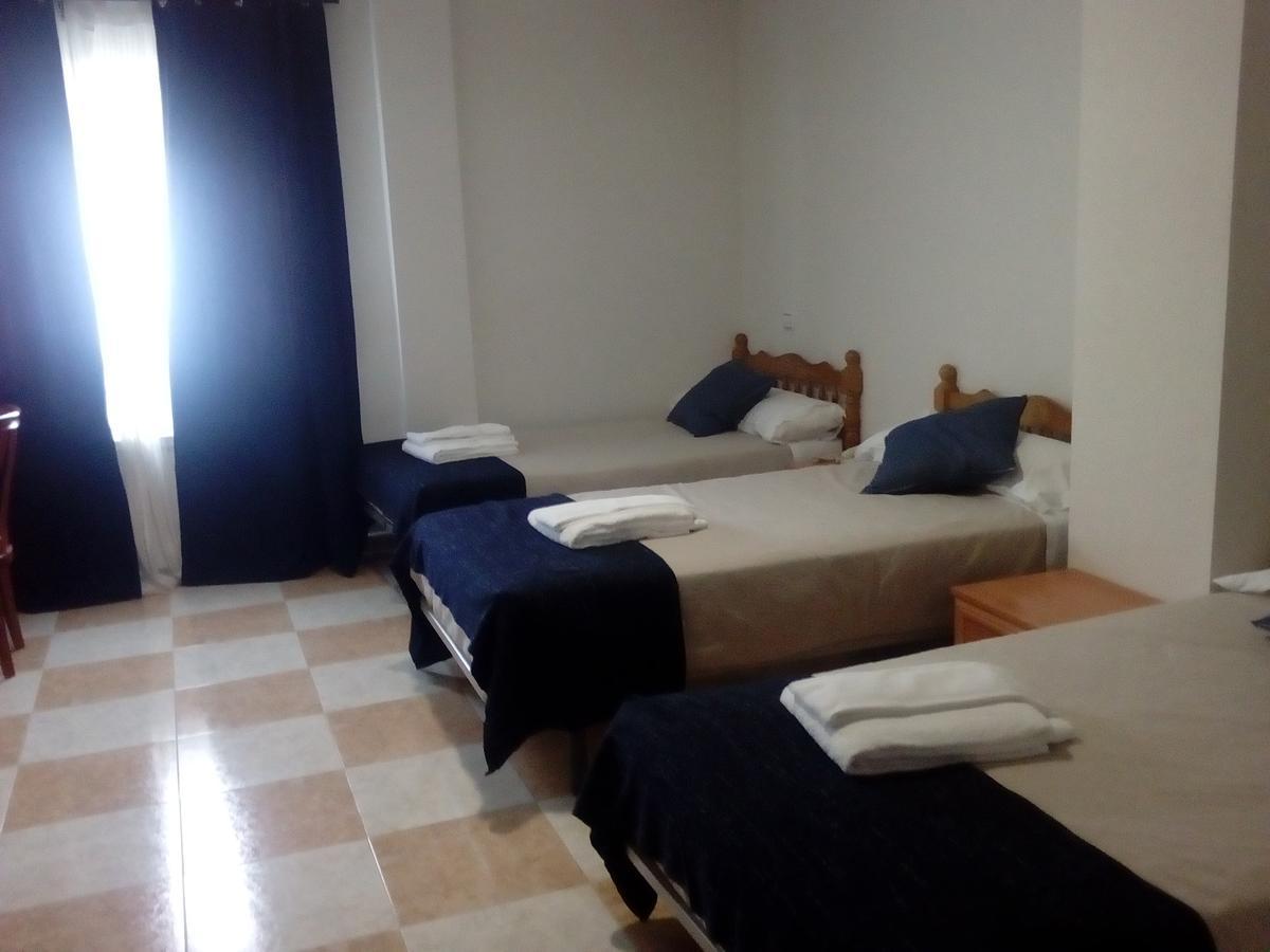 Hotel El Ancla Villanueva de la Cañada Kültér fotó