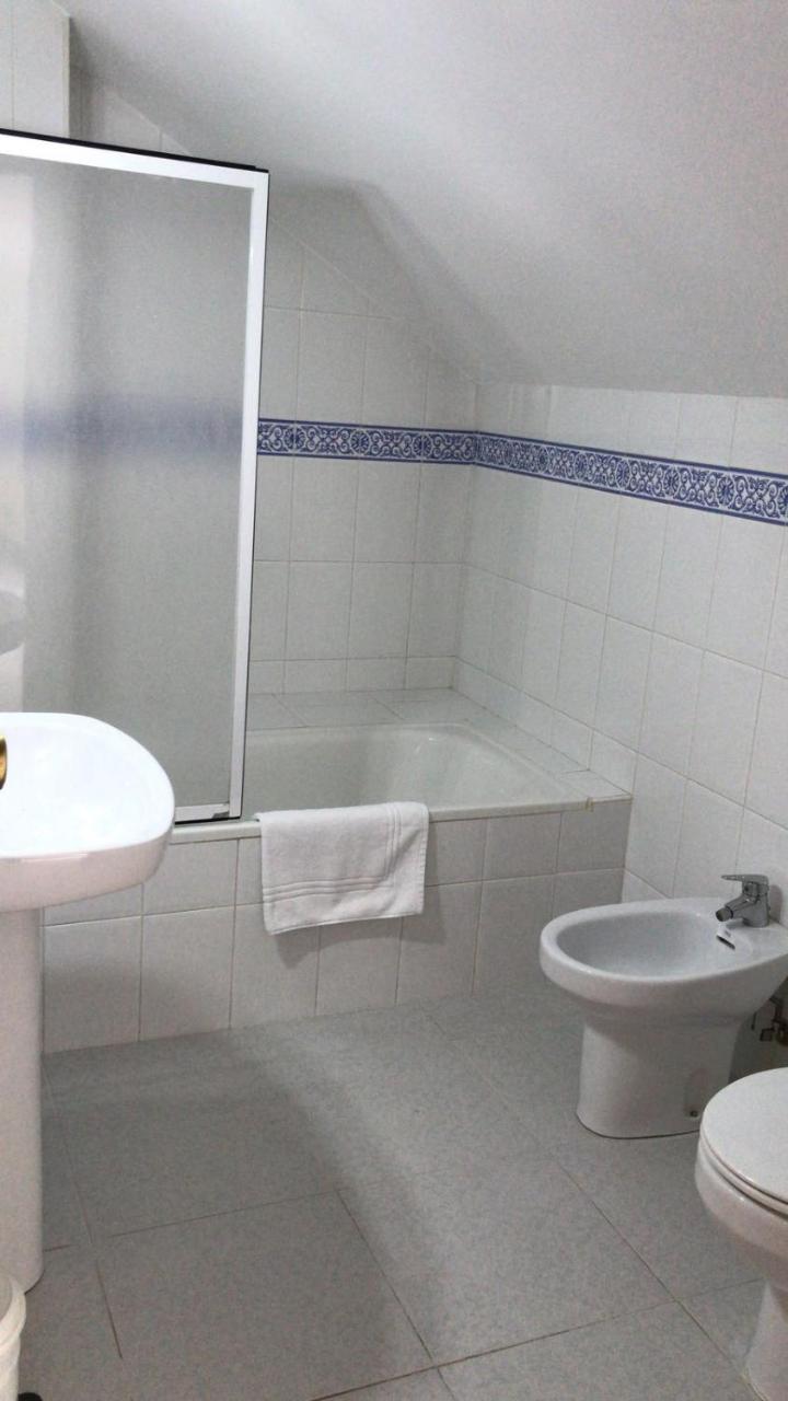 Hotel El Ancla Villanueva de la Cañada Kültér fotó