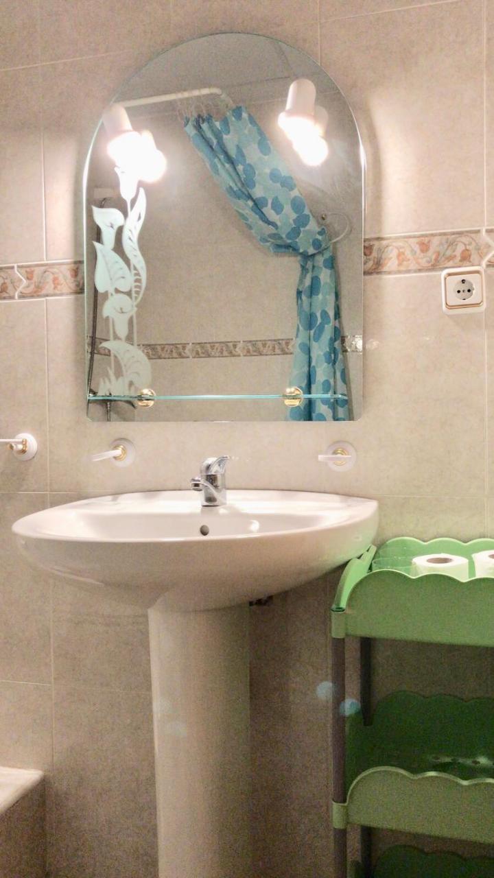 Hotel El Ancla Villanueva de la Cañada Kültér fotó